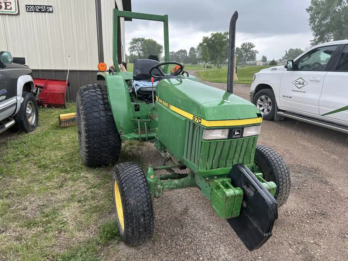 Gallery image 2 for Used 1995 John Deere 970 Tractor