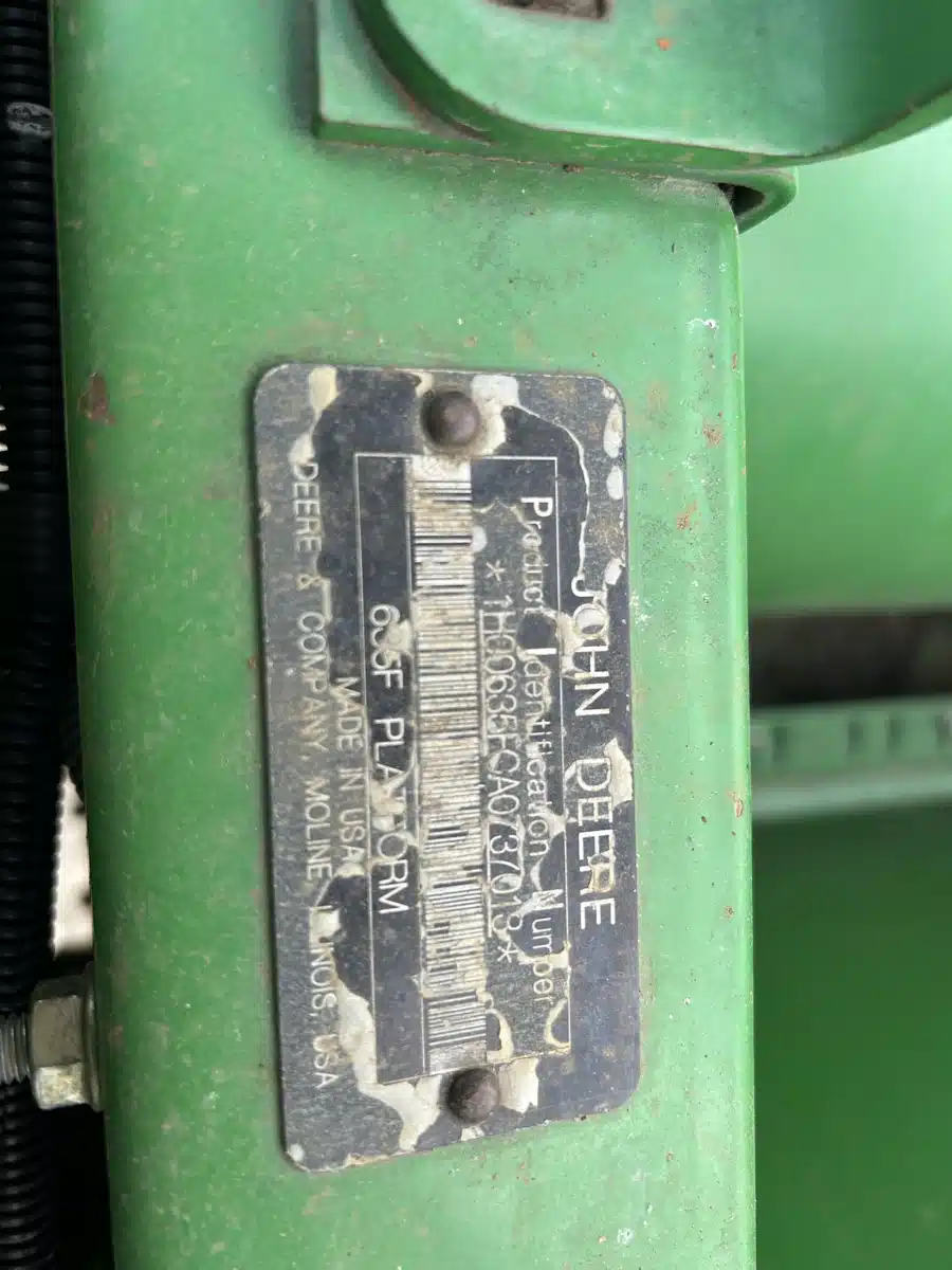 Gallery image 1 for Used 2010 John Deere 635F Header - Flex