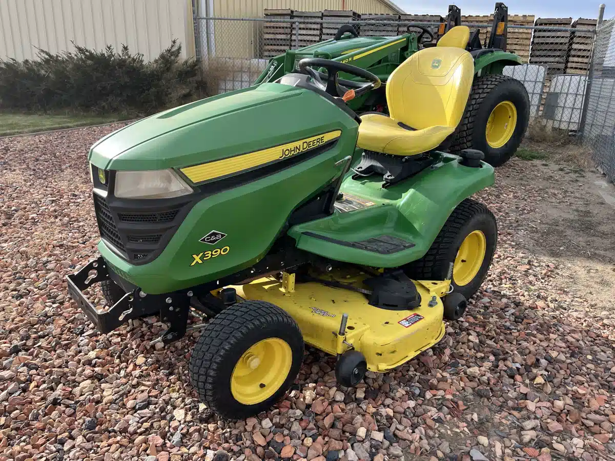 Gallery image 1 for Used 2021 John Deere X390 Lawn Tractor