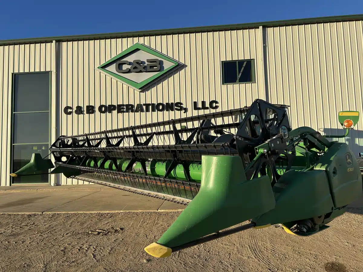 Gallery image 2 for Used 2010 John Deere 630F Header - Flex