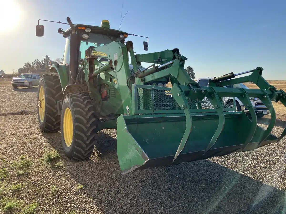 Gallery image 2 for Used 2008 John Deere 7630 Tractor