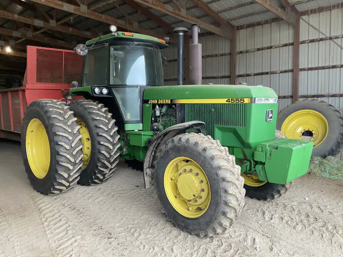 Used 1990 John Deere 4555 Tractor