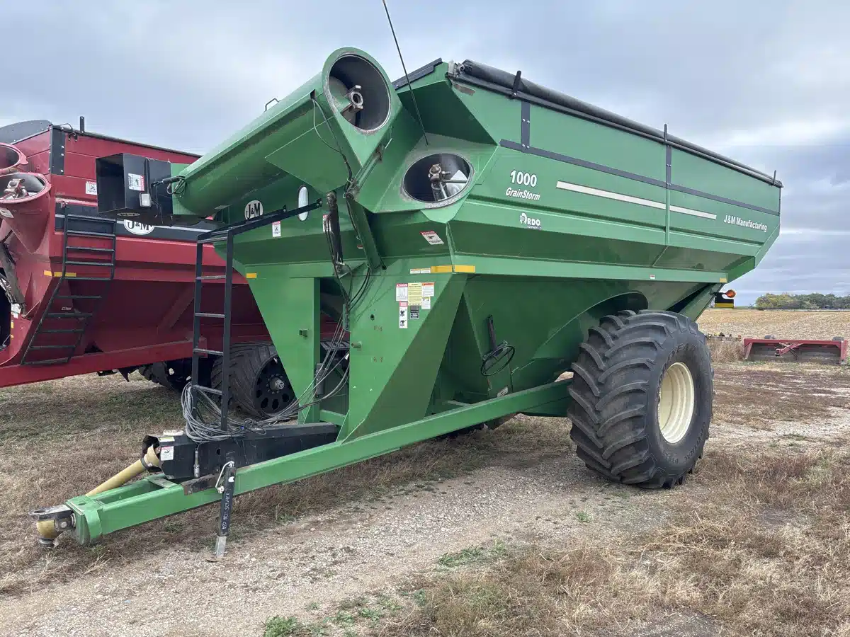 Used 2009 J&M 1000 Grain Cart