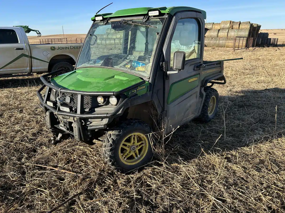 Used 2019 John Deere XUV 835R Utility Vehicle