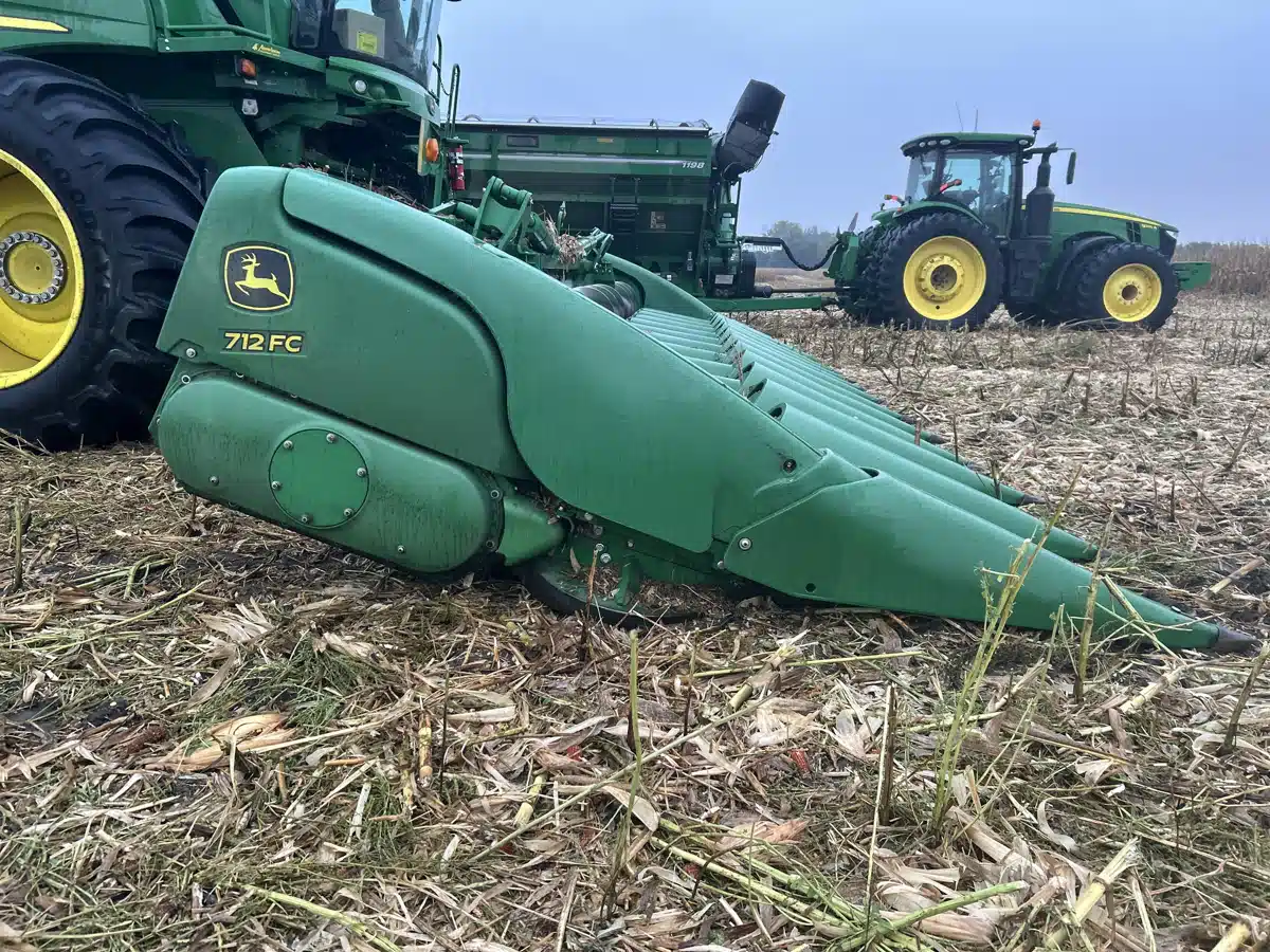 Gallery image 2 for 2020 John Deere 712FC Header - Row Crop