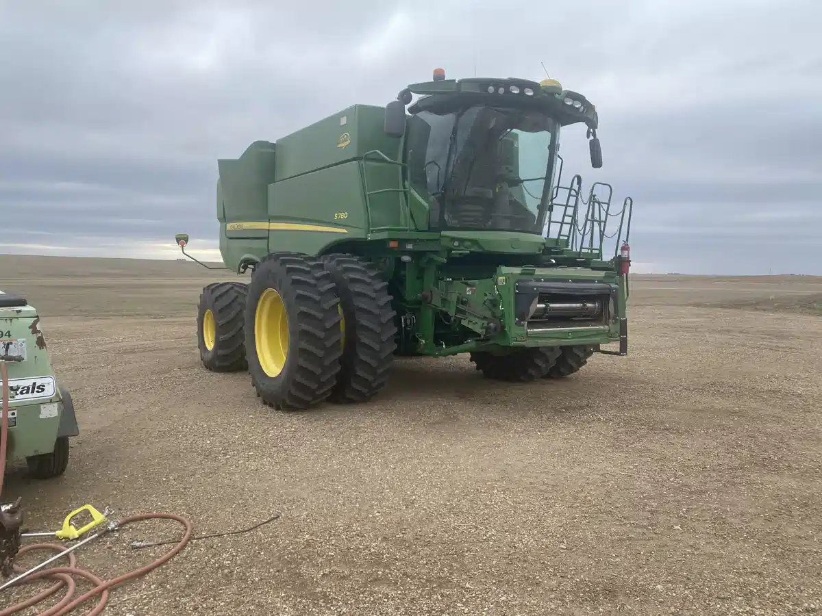 Gallery image 2 for Used 2019 John Deere S780 Combine