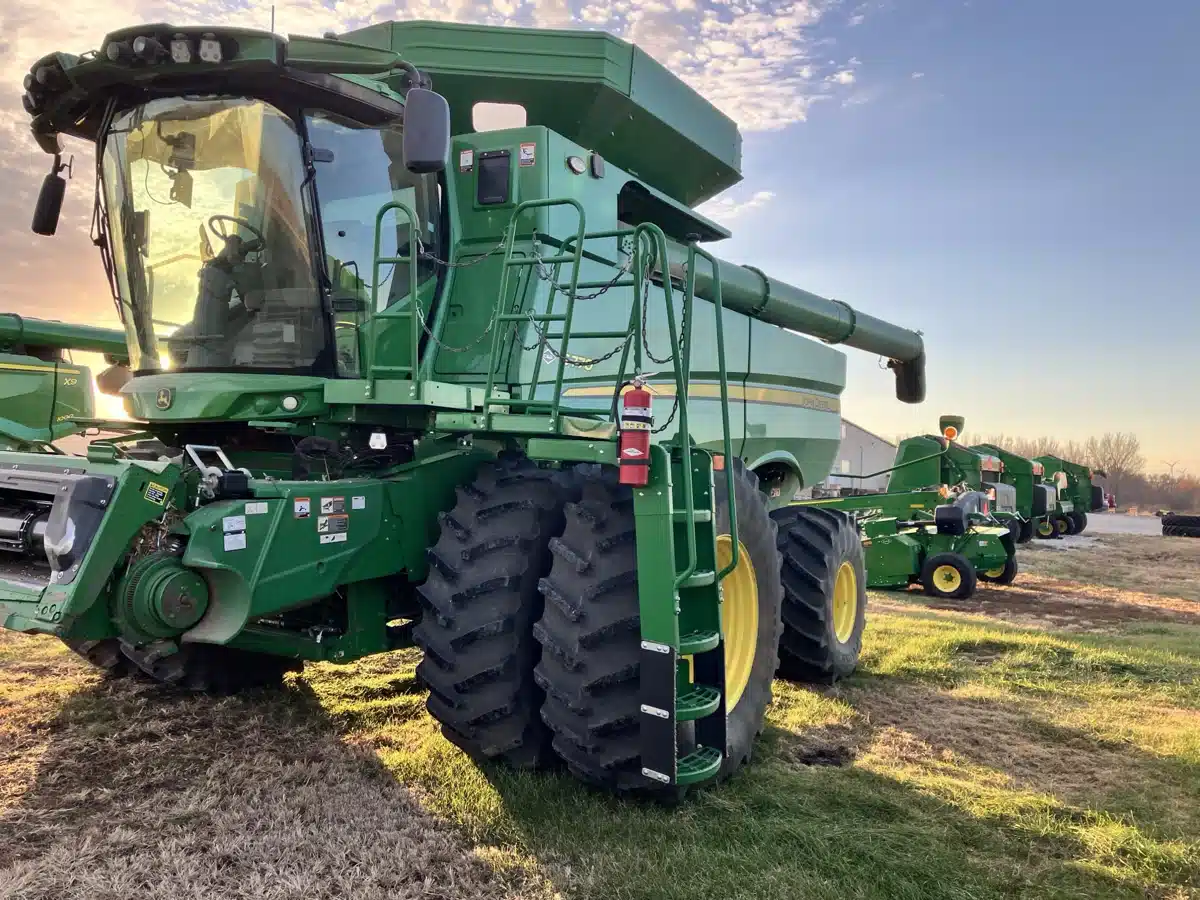 Used 2024 John Deere S770 Combine