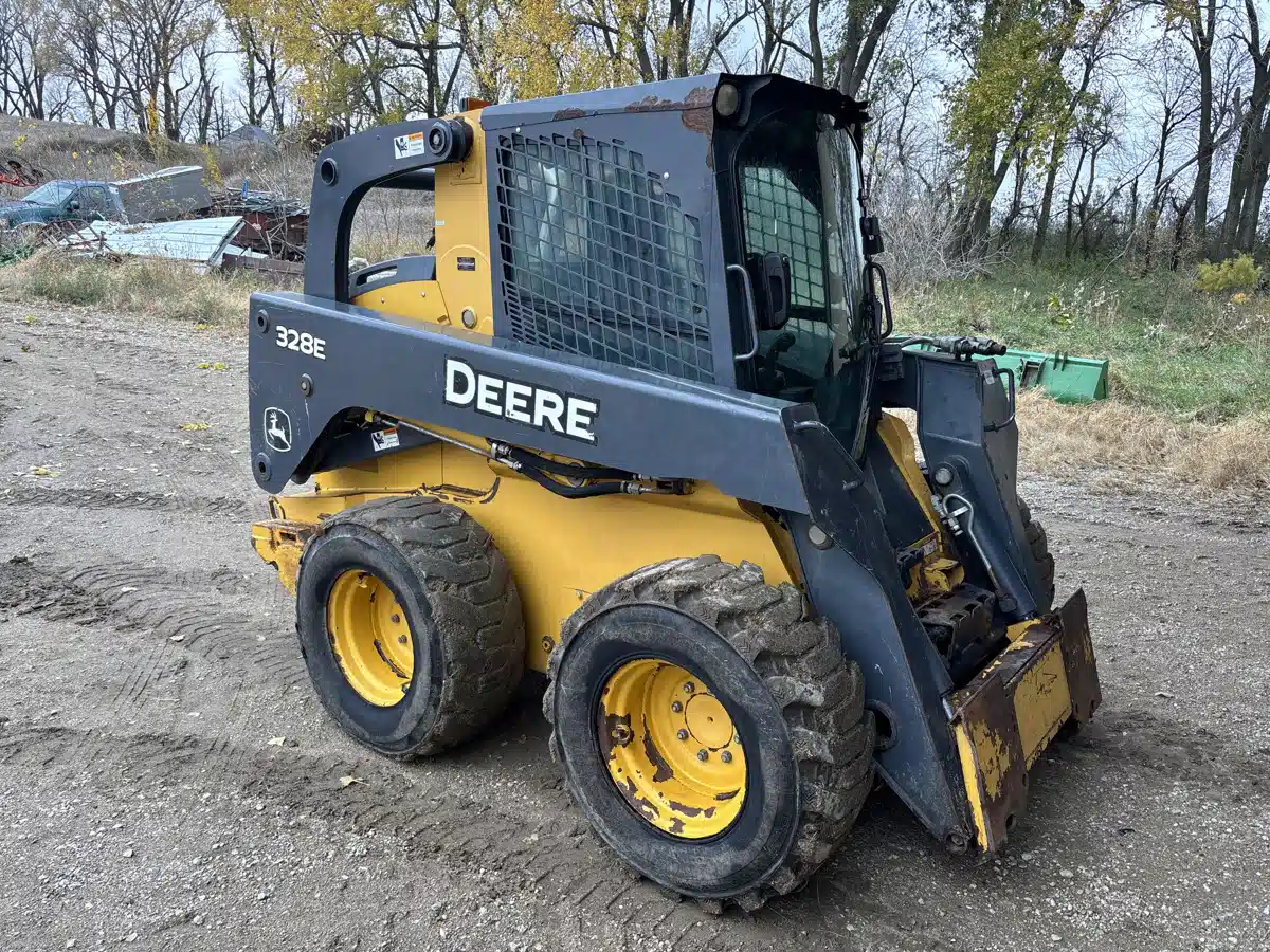 Used 2013 John Deere 328E Skid Steer