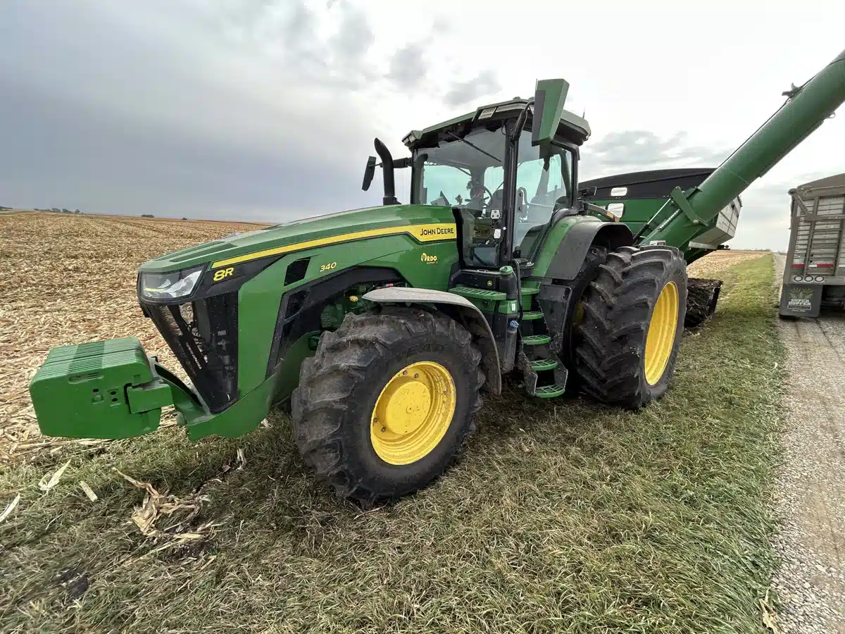 Gallery image 1 for Used 2024 John Deere 8R 340 Tractor
