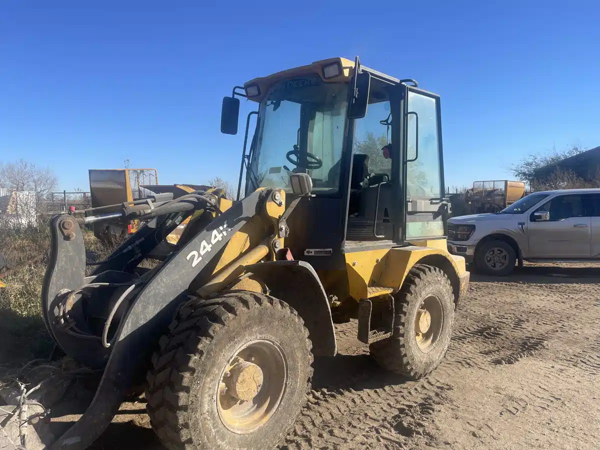 Used 2015 John Deere 244K Tractor Loader