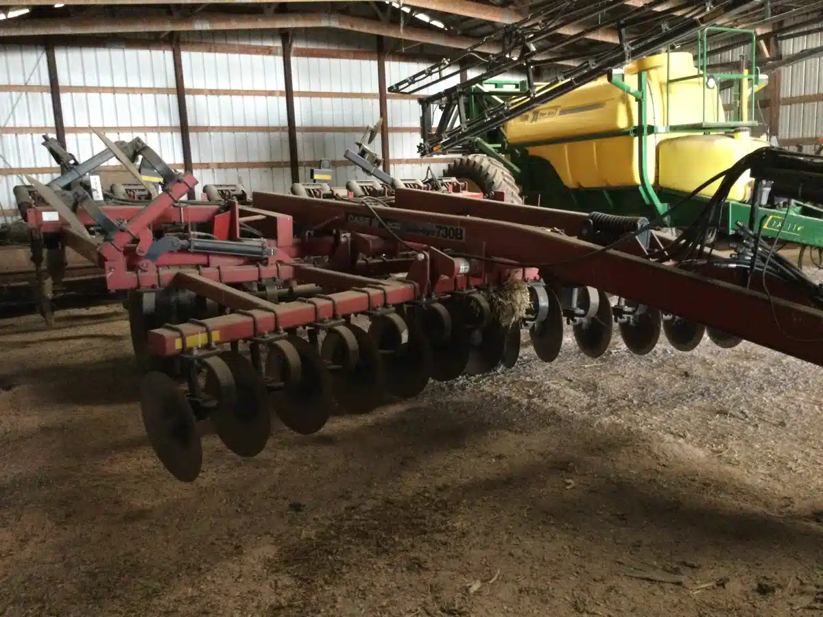 Gallery image 2 for Used Case IH 730B Ripper