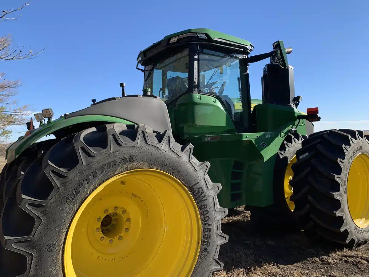 Gallery image 2 for 2023 John Deere 9R 590 Tractor