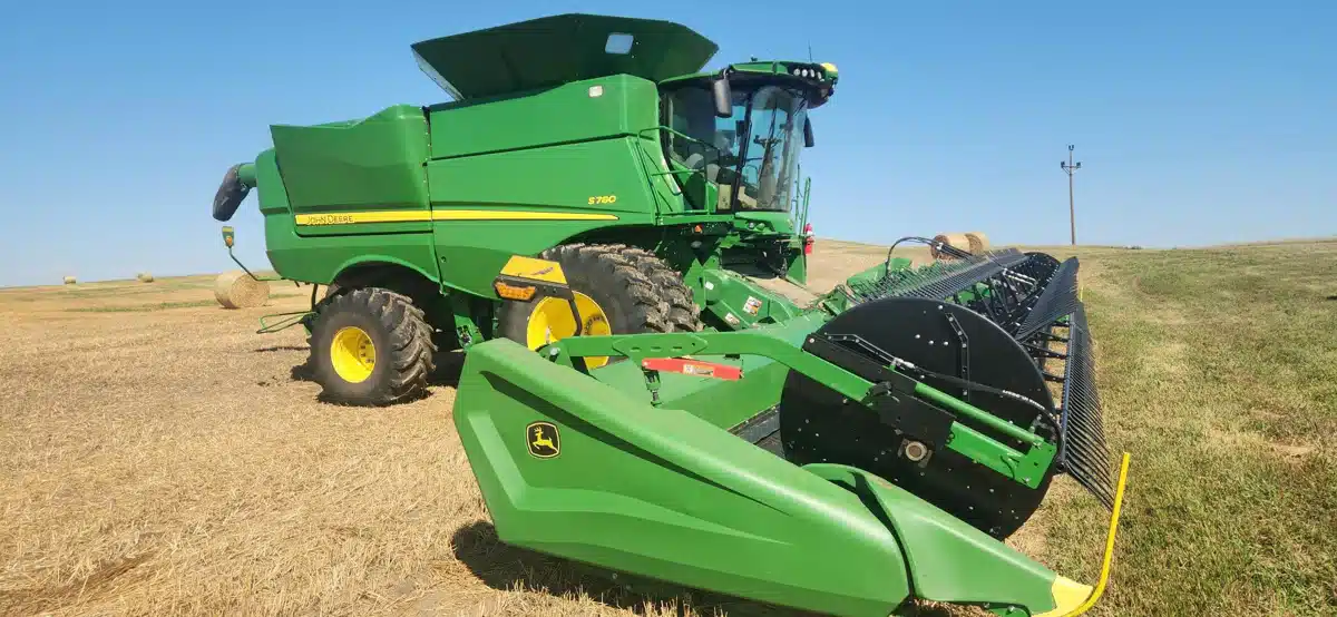 Gallery image 2 for Used 2021 John Deere S780 Combine