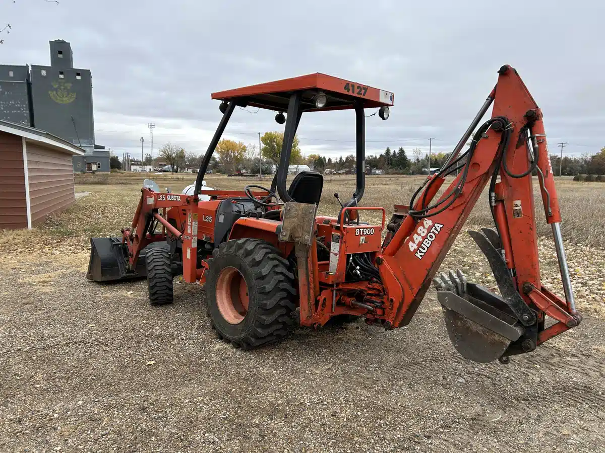 Gallery image 2 for 1998 Kubota L35 Tractor