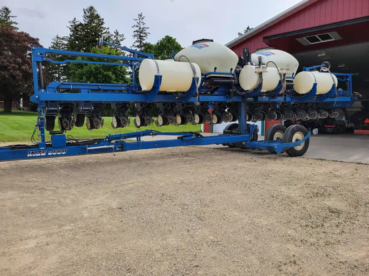 Used 2014 Kinze 3660 Planter