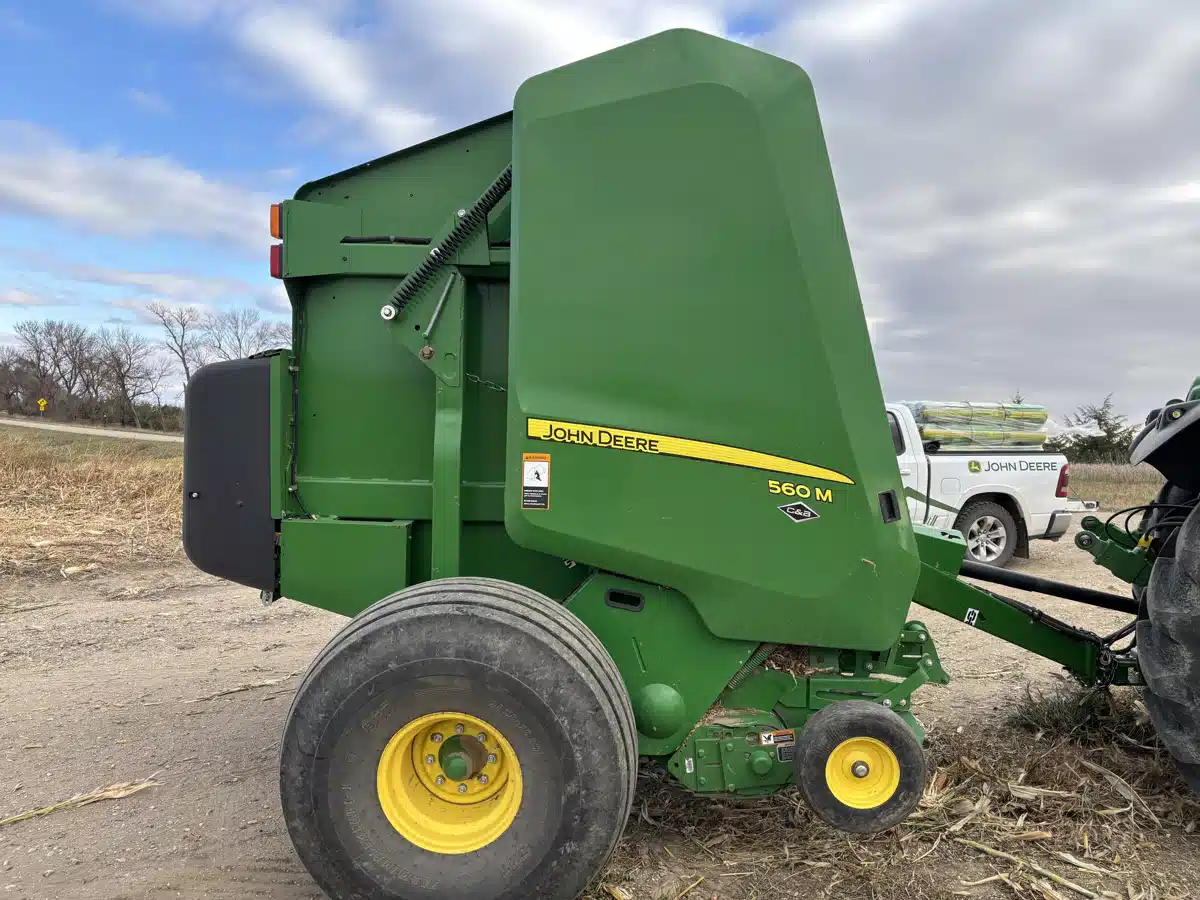 Gallery image 2 for Used 2023 John Deere 560M Round Baler