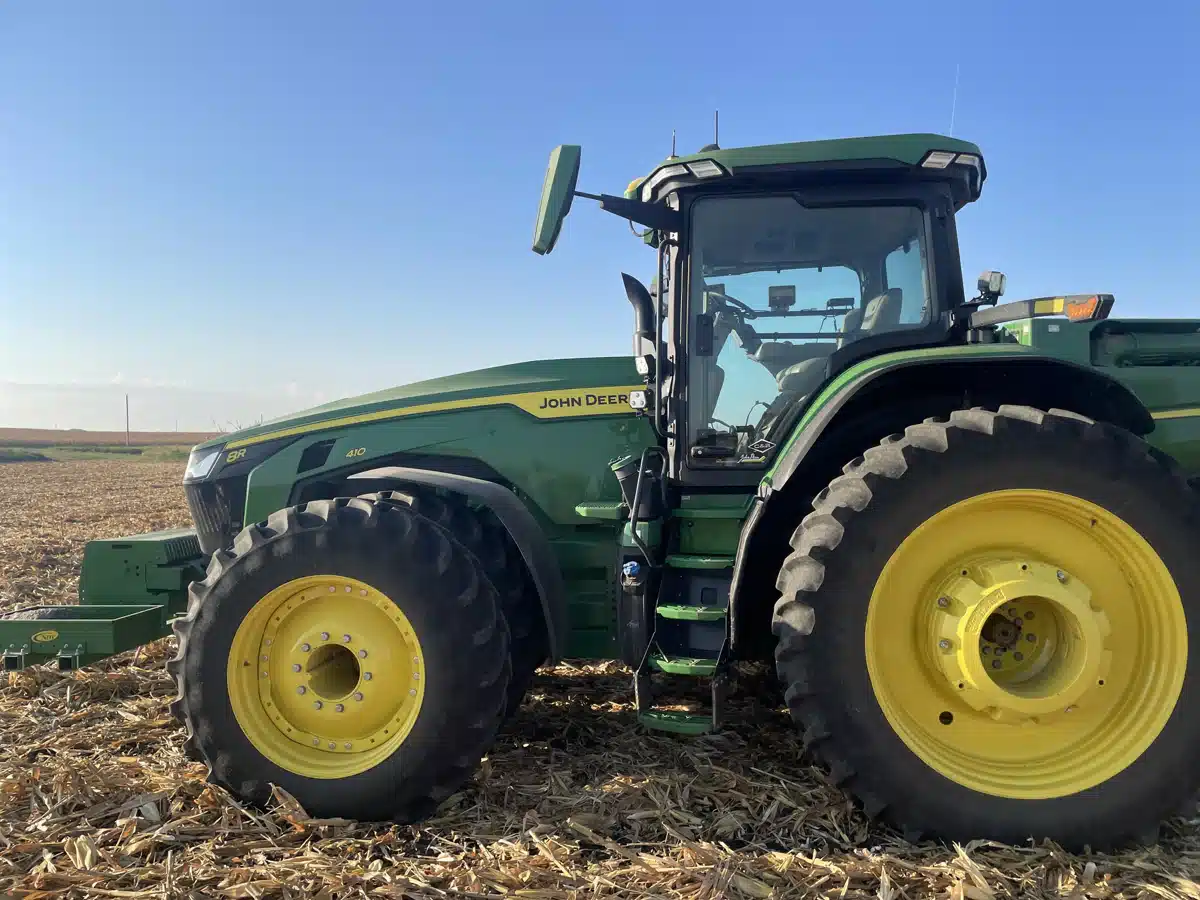 Gallery image 2 for Used 2023 John Deere 8R 410 Tractor