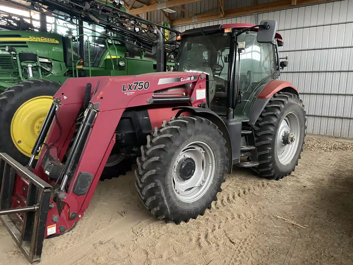Used 2006 Case IH MXU130 Value Tractor