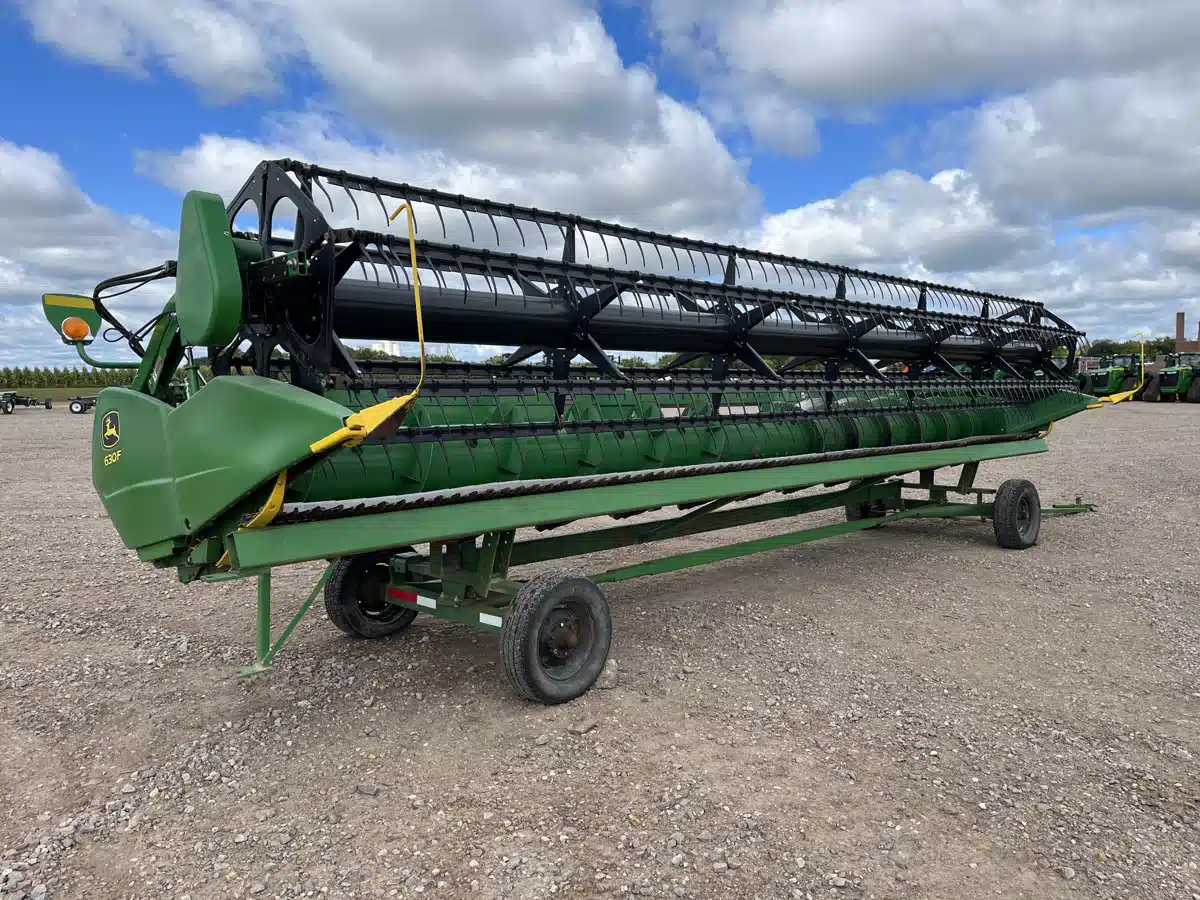 Gallery image 2 for 2013 John Deere 630F Header - Flex