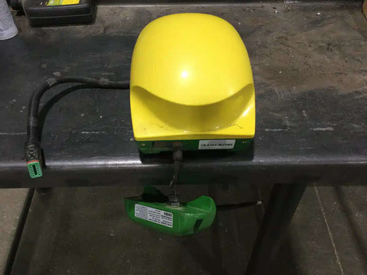 Used 2020 John Deere STARFIRE 6000 Guidance System