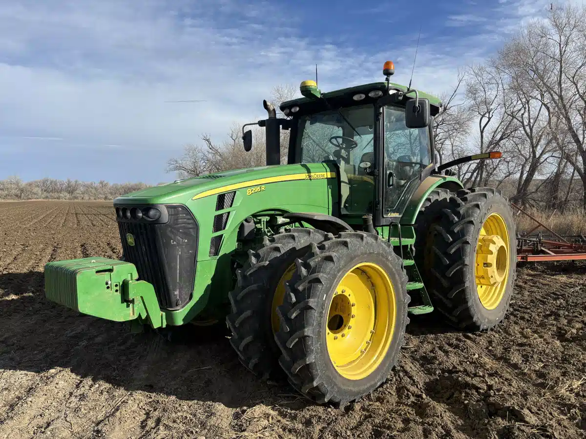 Used 2010 John Deere 8295R Tractor