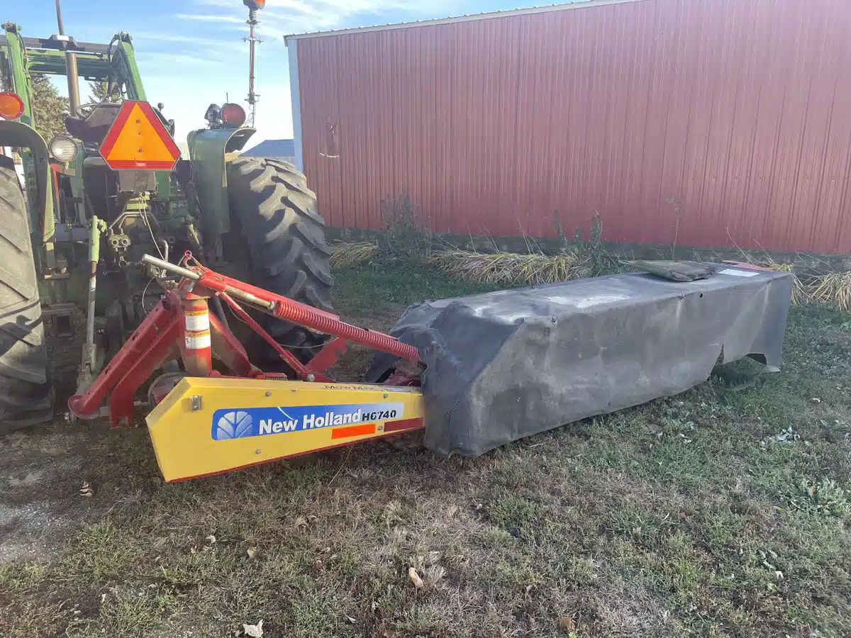 Gallery image 2 for Used 2015 New Holland H6740 Disc Mower