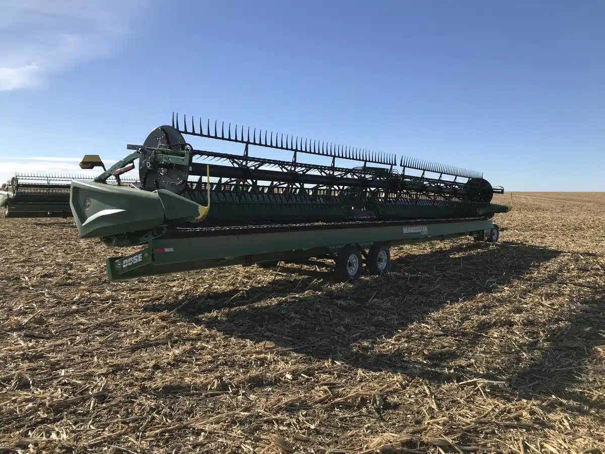 Gallery image 2 for 2022 John Deere HD50F Header - Flex