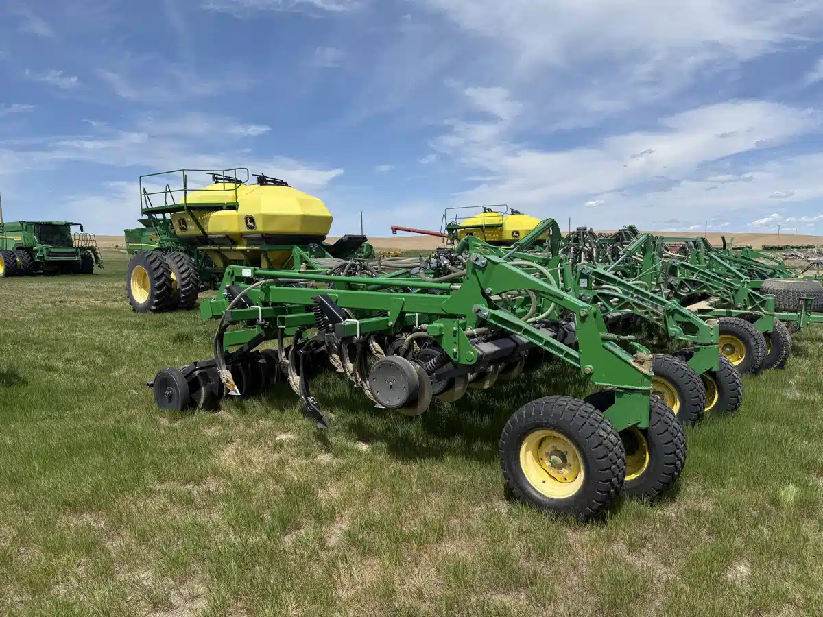 Gallery image 1 for Used 2014 John Deere 1835 Air Drill