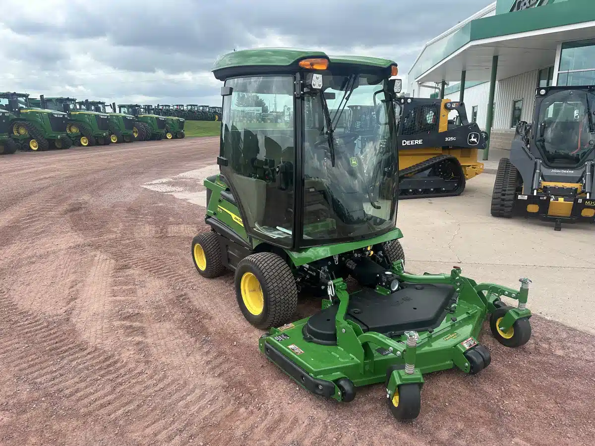 Gallery image 2 for 2025 John Deere 1575 Mower - Front Deck