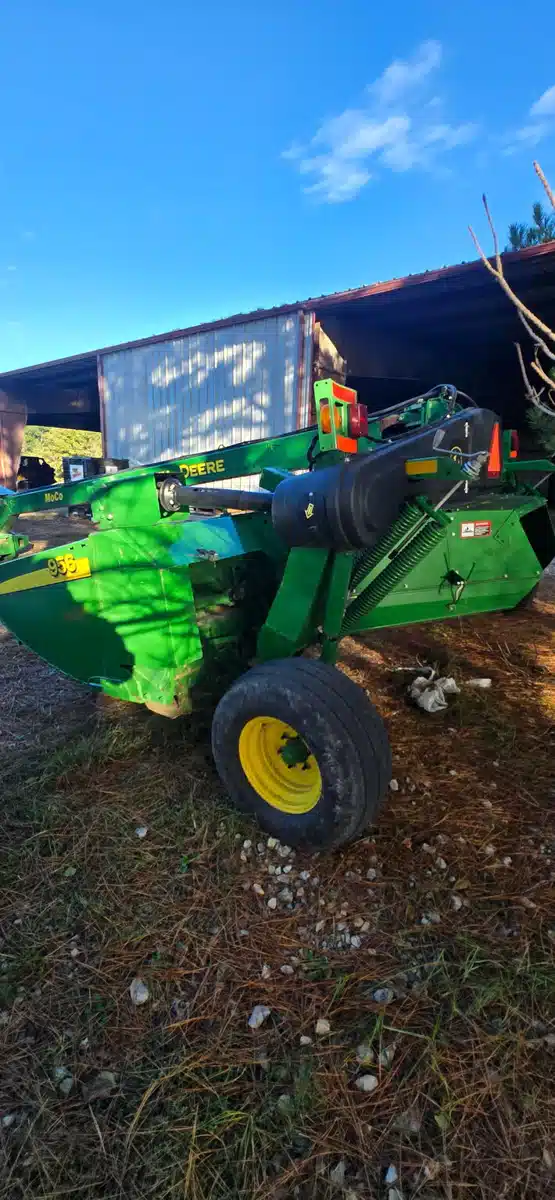 Gallery image 2 for 2020 John Deere 956 Disc Mower Conditioner