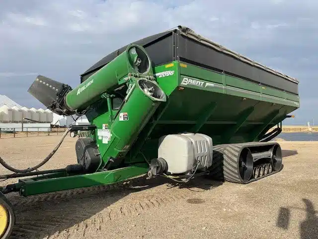Gallery image 1 for 2022 Brent 2096 Grain Cart