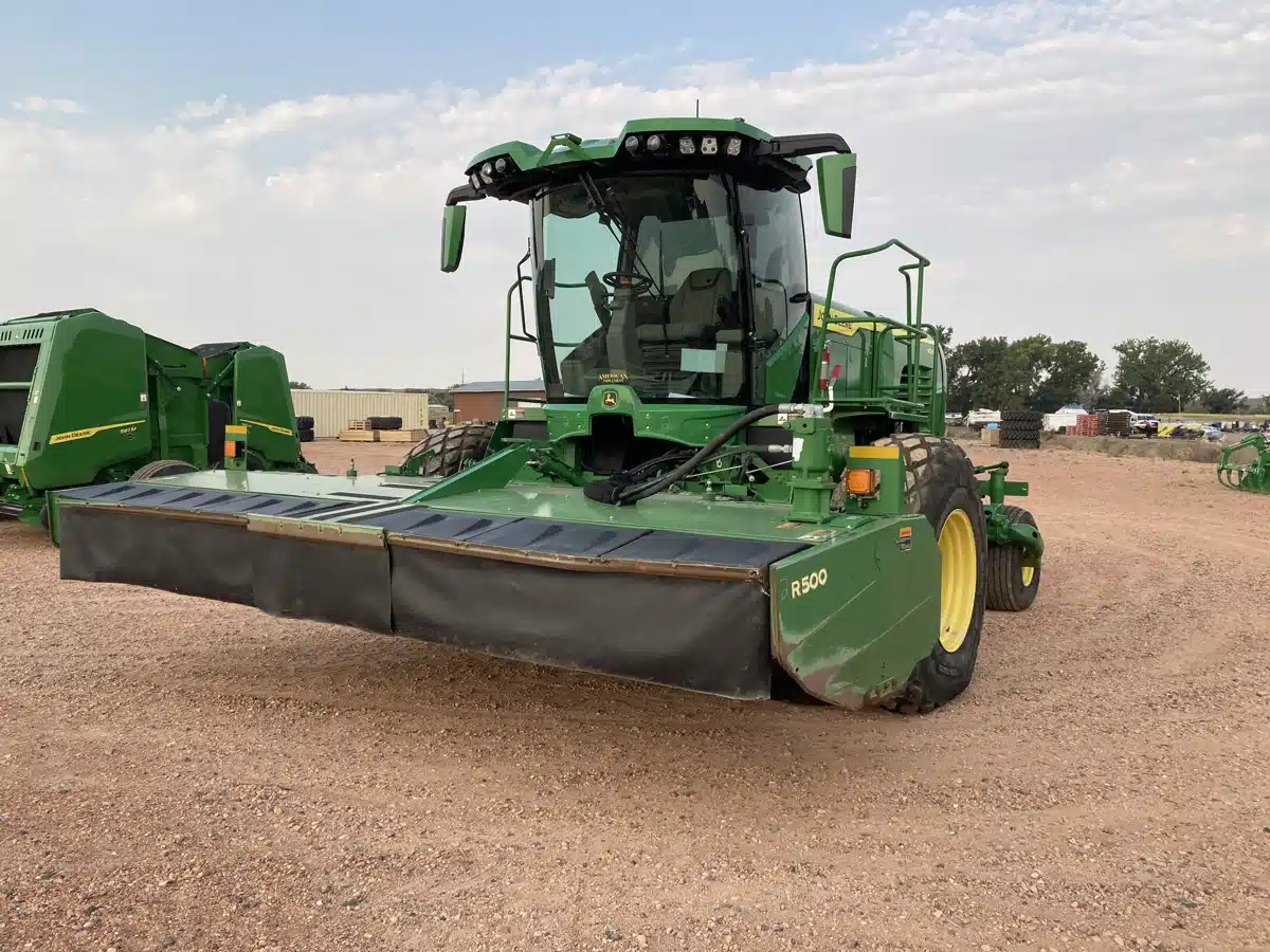 Gallery image 2 for Used 2022 John Deere W260R Windrower