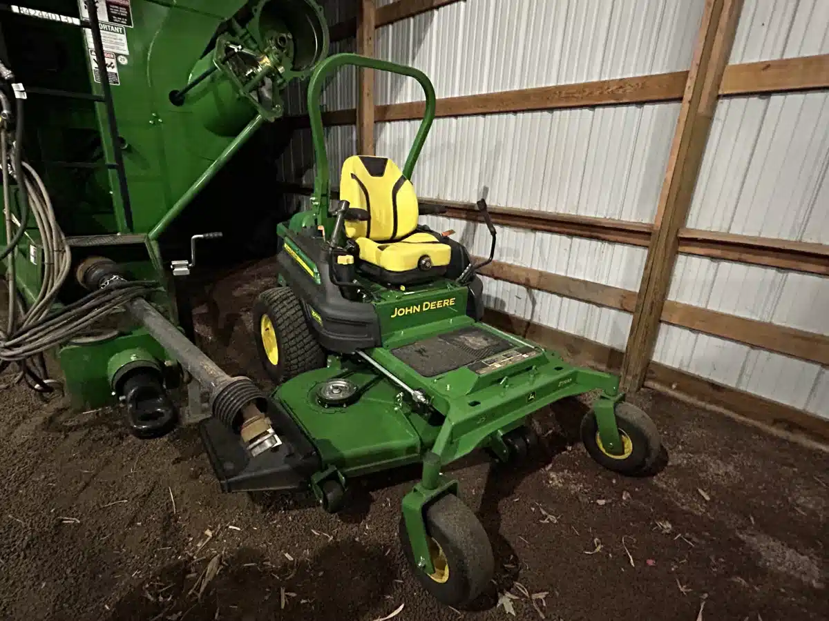 Gallery image 1 for Used 2022 John Deere Z997R Mower - Zero Turn