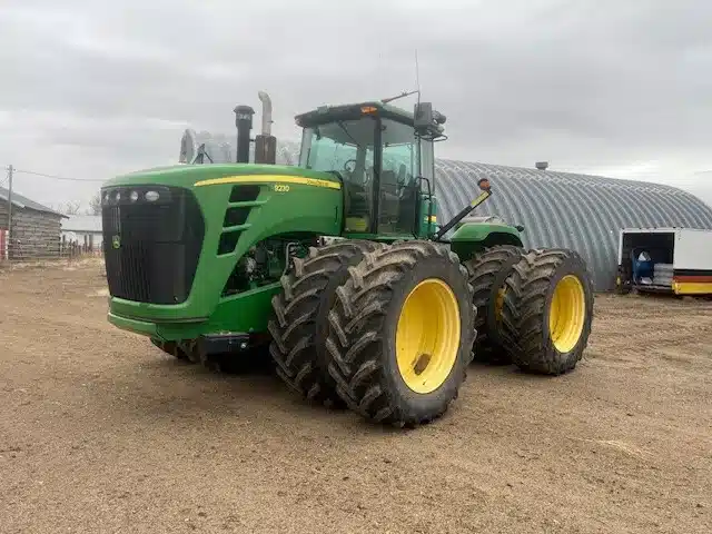 Gallery image 2 for 2010 John Deere 9230 Tractor