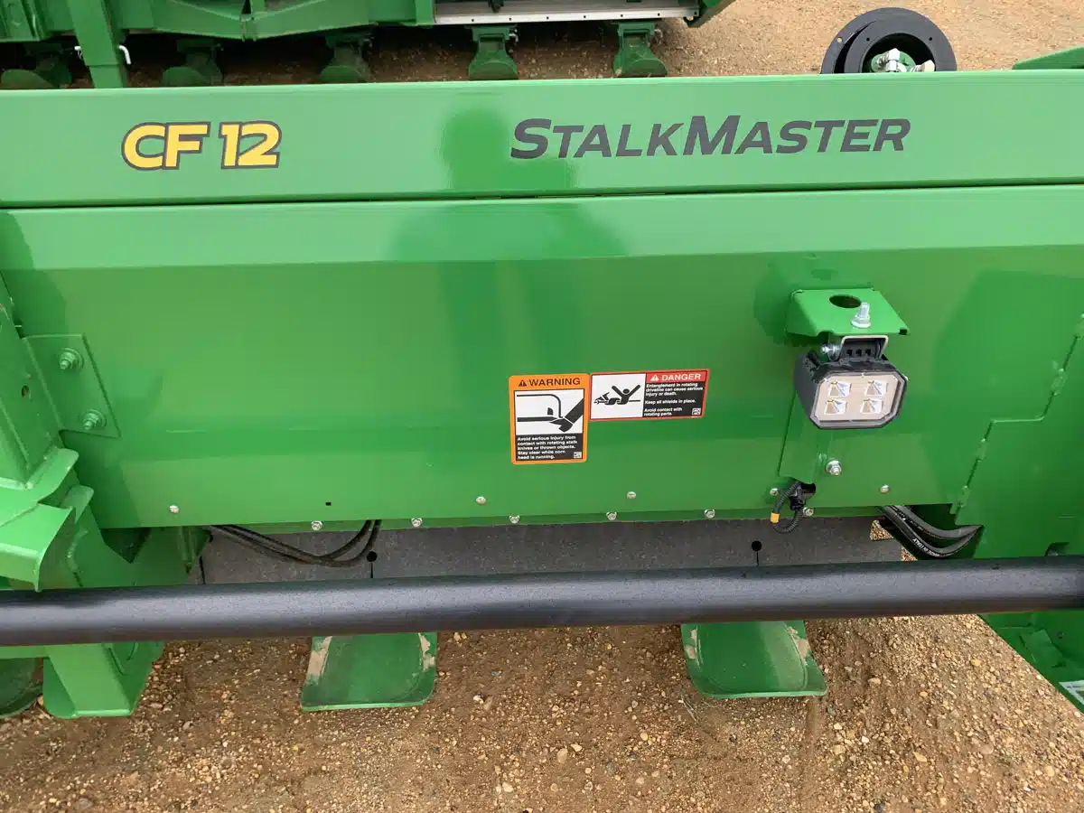 Gallery image 2 for Used 2025 John Deere CF 12 Header - Row Crop