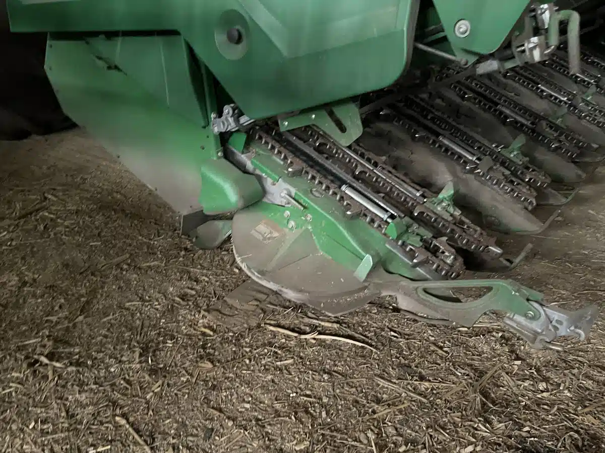 Gallery image 2 for Used 2023 John Deere C6R Header - Row Crop