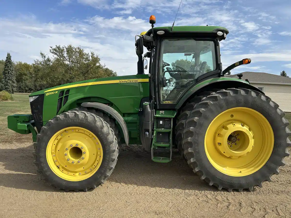 Gallery image 2 for 2015 John Deere 8320R Tractor