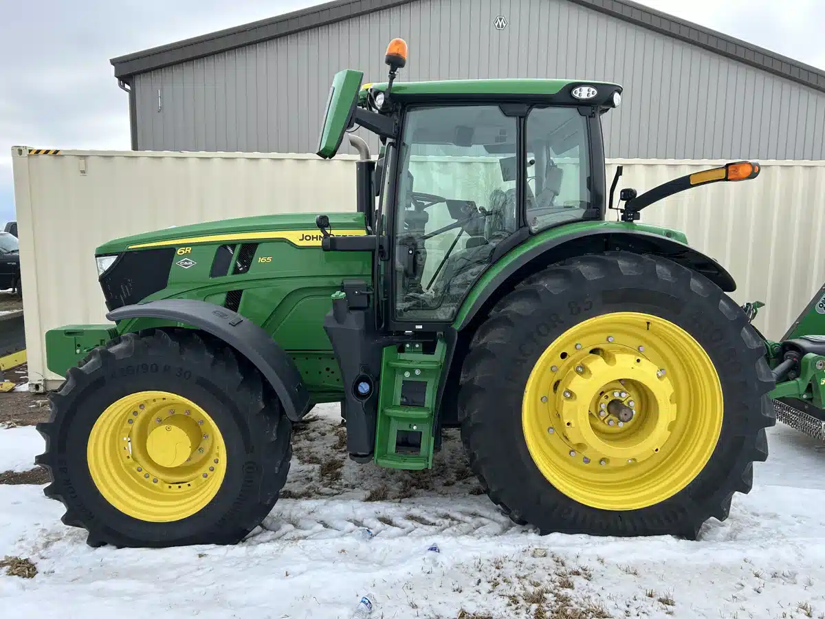 Gallery image 1 for 2024 John Deere 6R 165 Tractor
