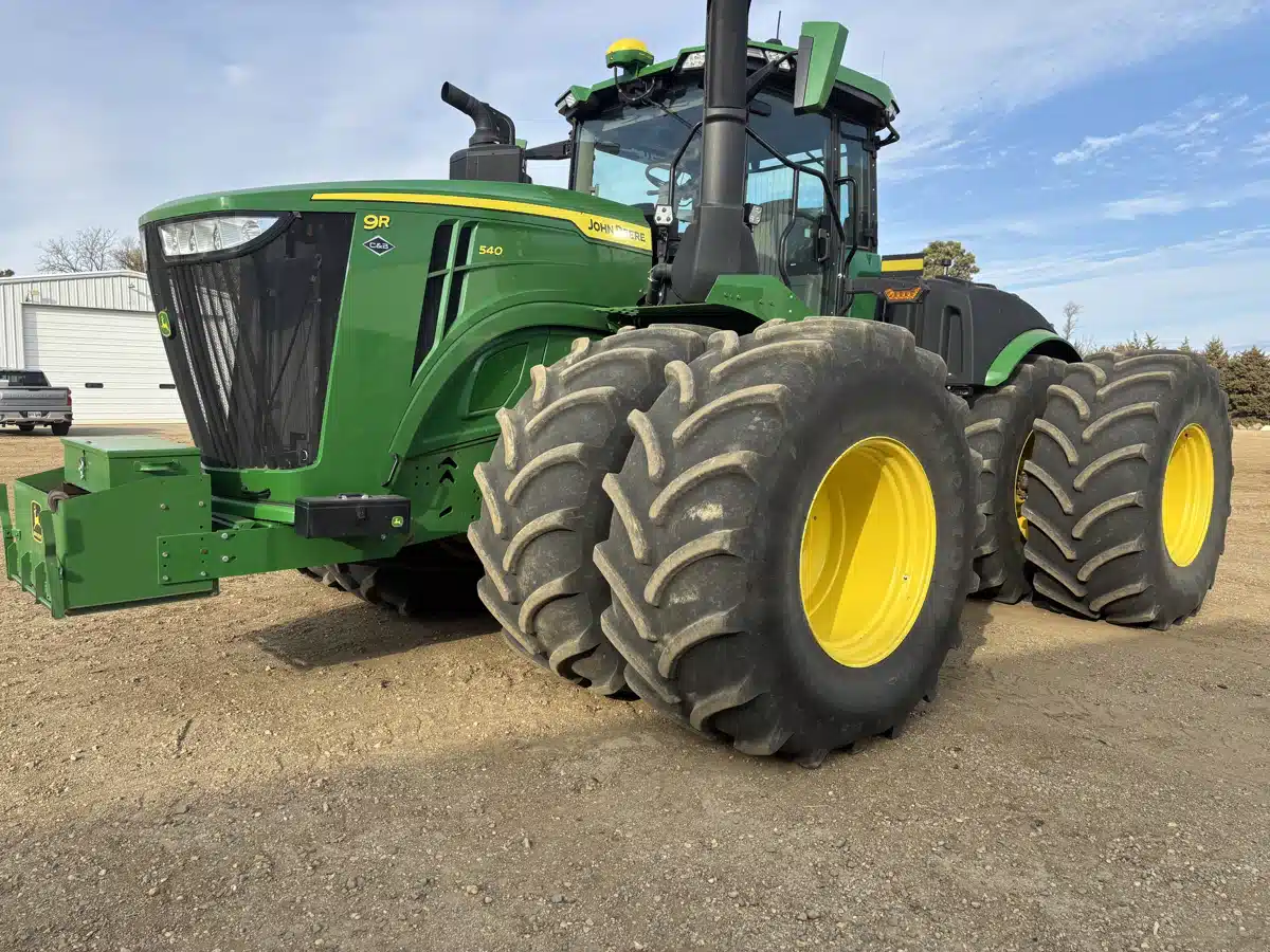 Gallery image 2 for Used 2022 John Deere 9R 540 Tractor