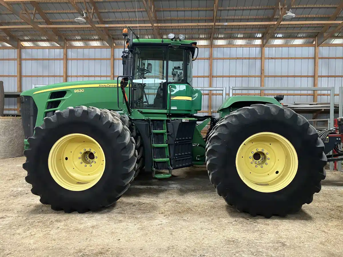 Gallery image 2 for 2008 John Deere 9530 Tractor