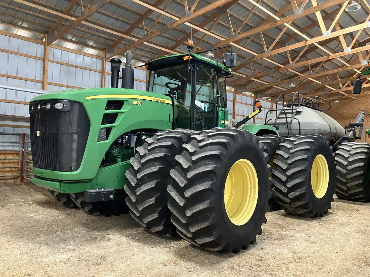 Gallery image 1 for 2008 John Deere 9530 Tractor