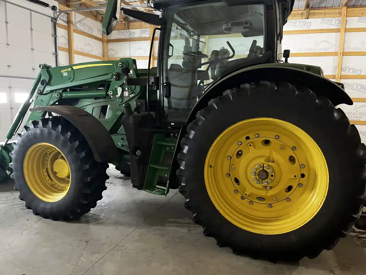 Gallery image 2 for 2022 John Deere 6R 155 Tractor