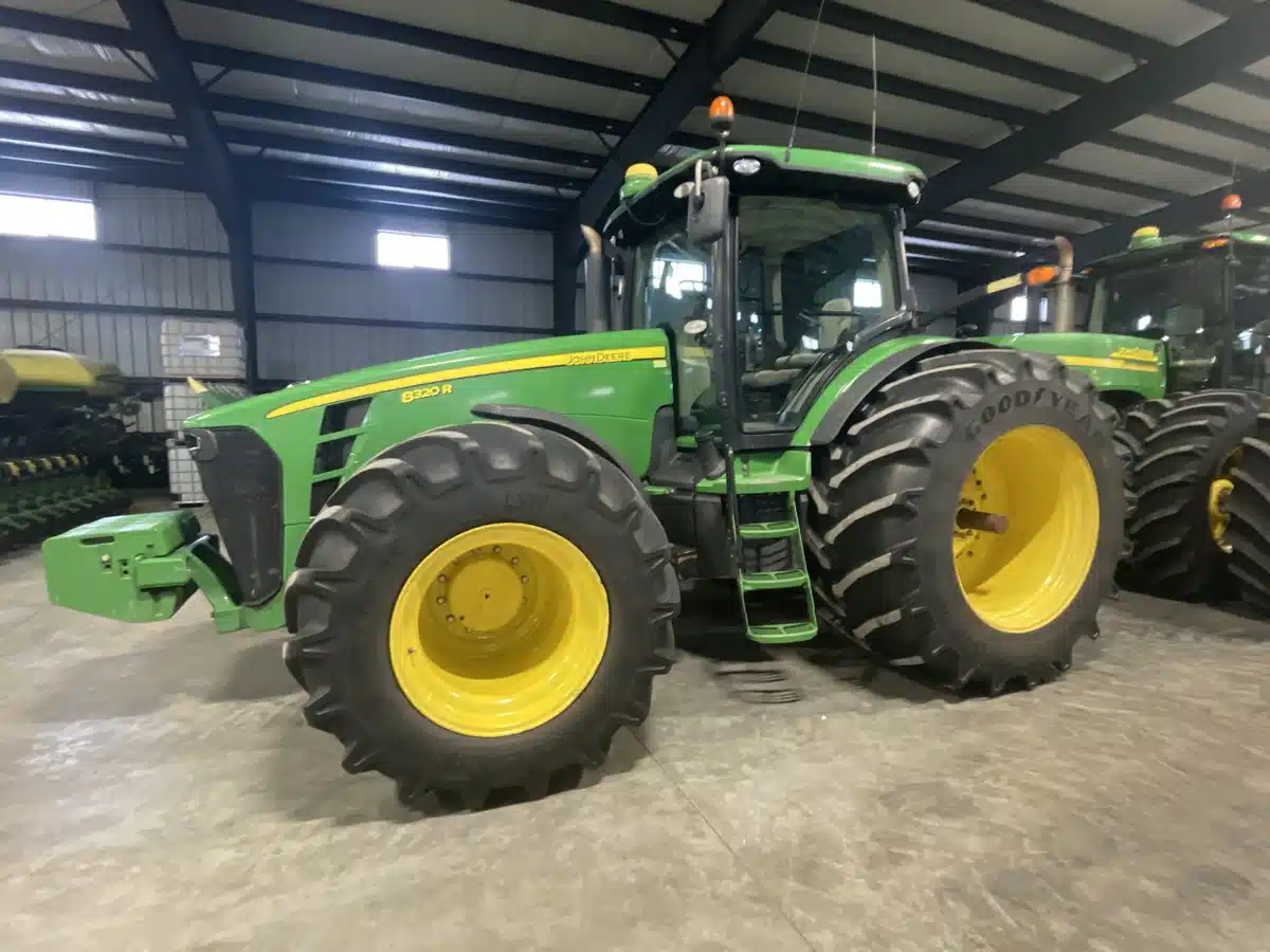 Gallery image 1 for 2010 John Deere 8320R Tractor