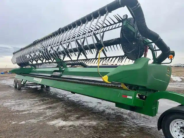 Used 2018 John Deere 645FD Header - Draper