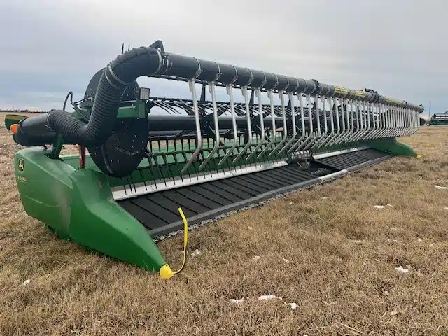 Used 2018 John Deere 645FD Header - Draper
