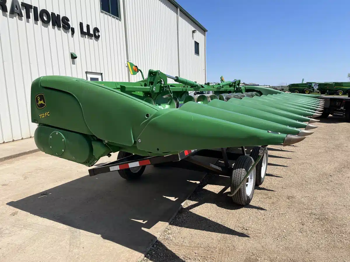 Gallery image 2 for Used 2019 John Deere 712FC Header - Row Crop