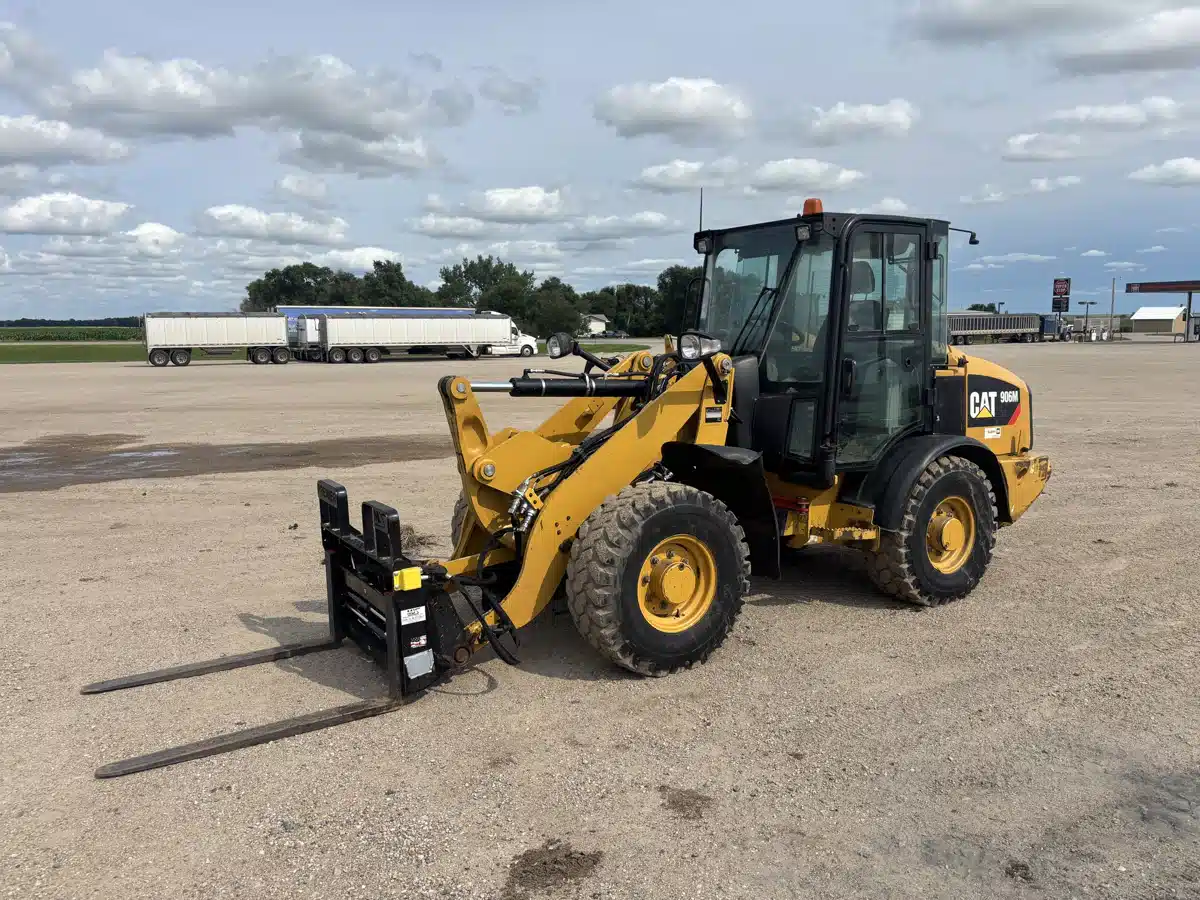 Gallery image 1 for Used 2019 Caterpillar 906M Wheel Loader