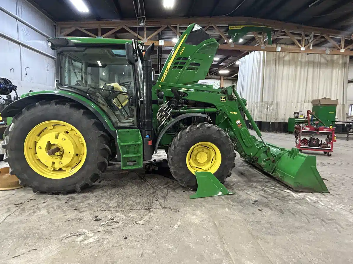Gallery image 2 for 2013 John Deere 6125R Tractor