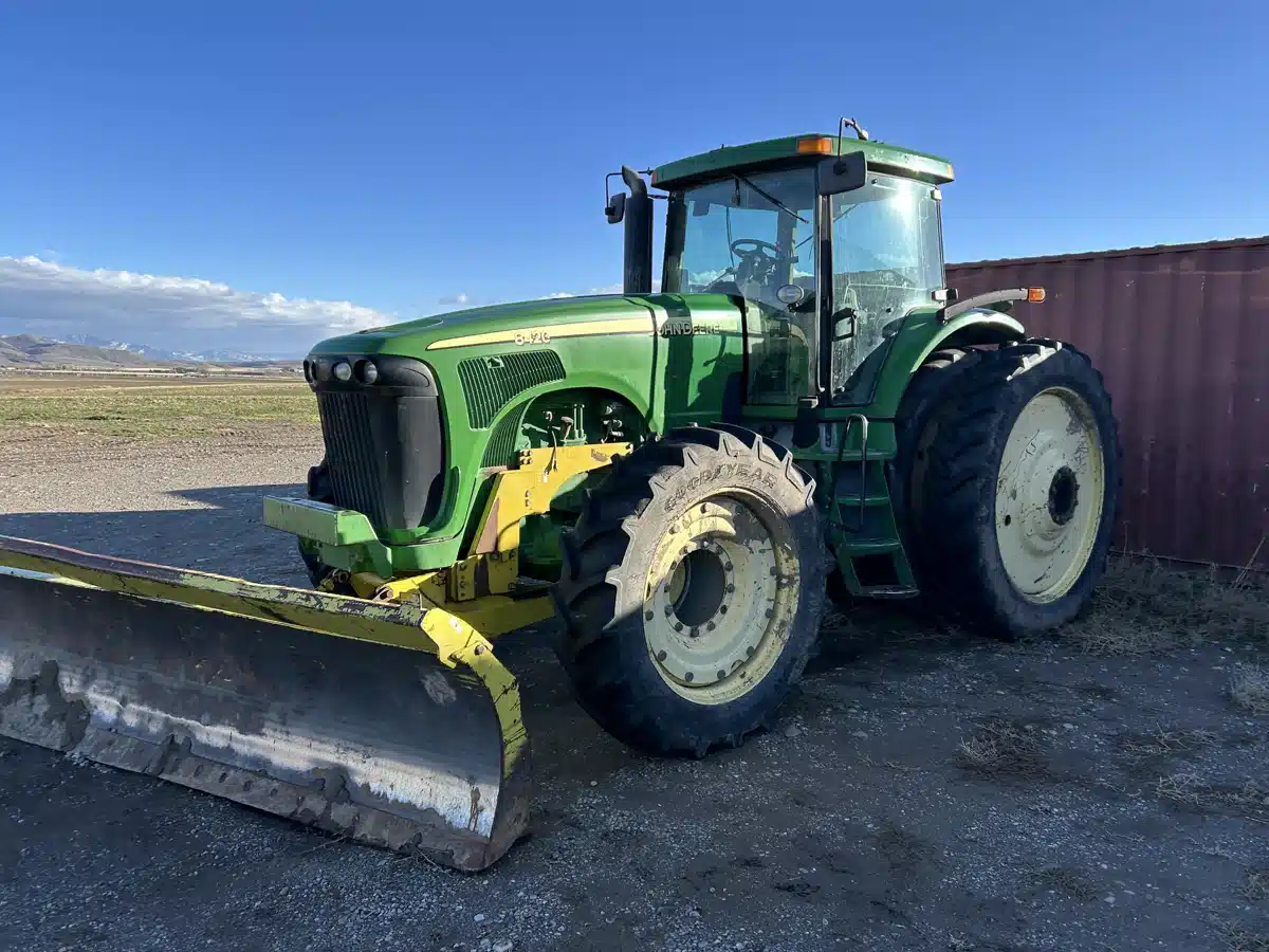 2004 John Deere 8420 Tractor