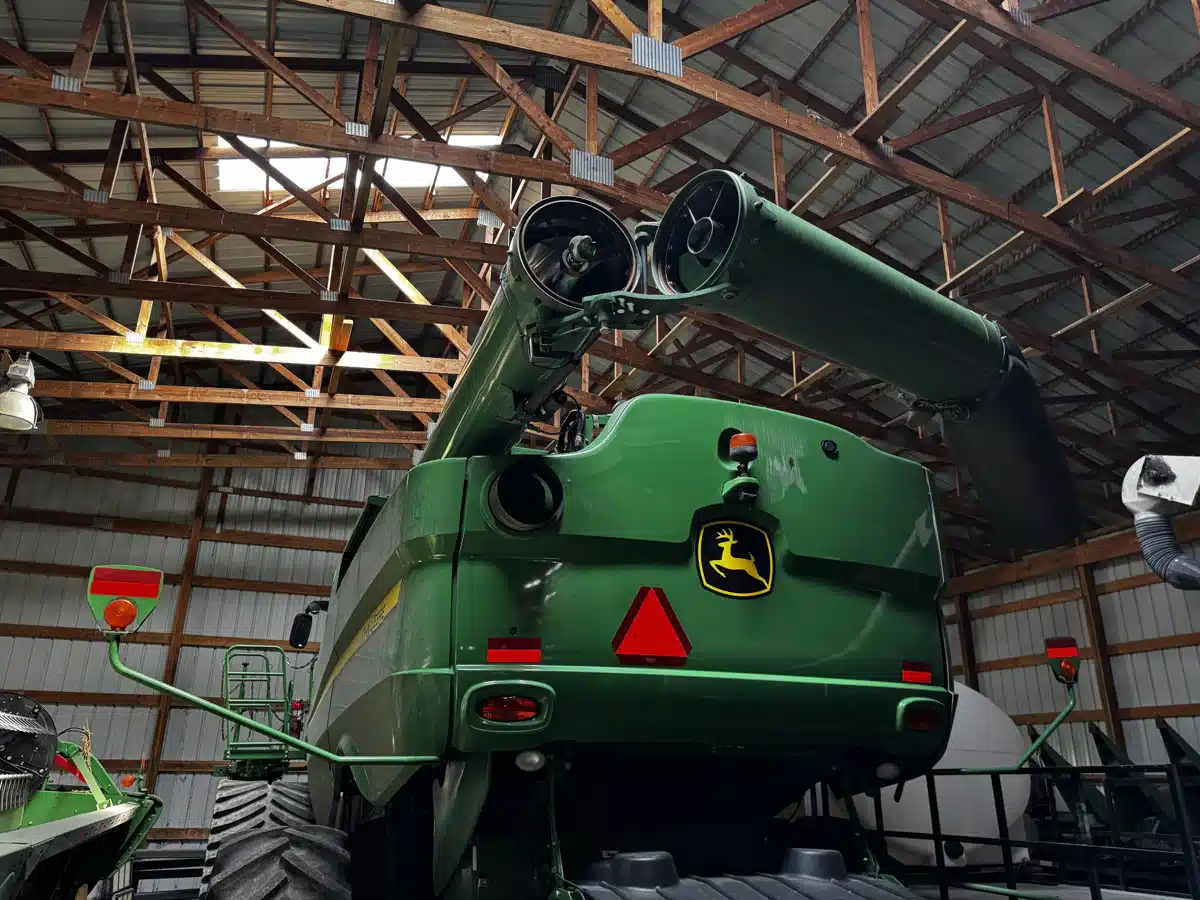 Gallery image 2 for 2019 John Deere S780 Combine